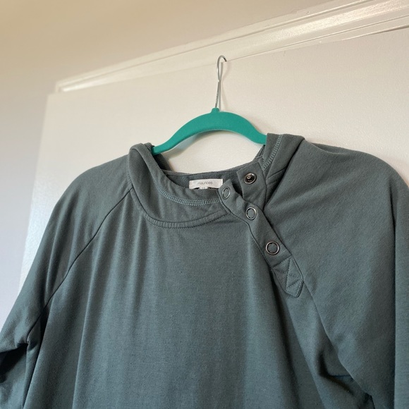 Maurice’s hooded sweater size women’s small - Picture 2 of 5